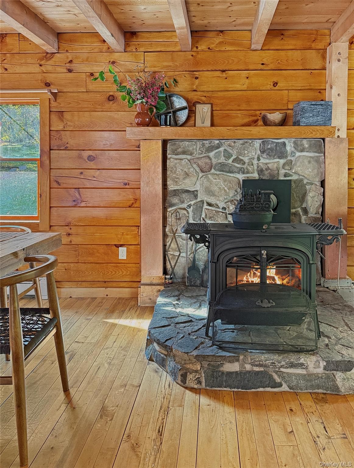 947 E Mountain Road thumbnail 11