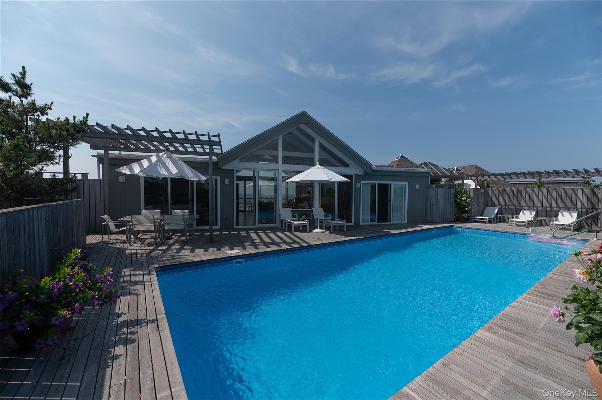 59 Gale Avenue thumbnail 3