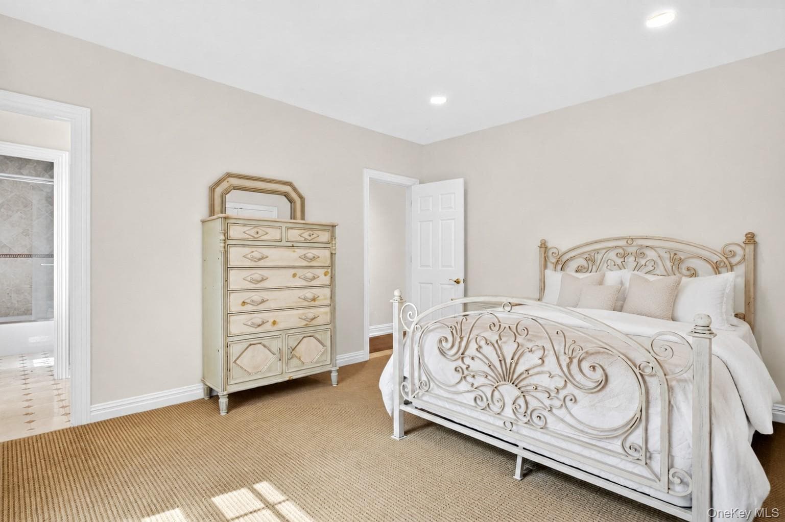 63 Charney Court thumbnail 18