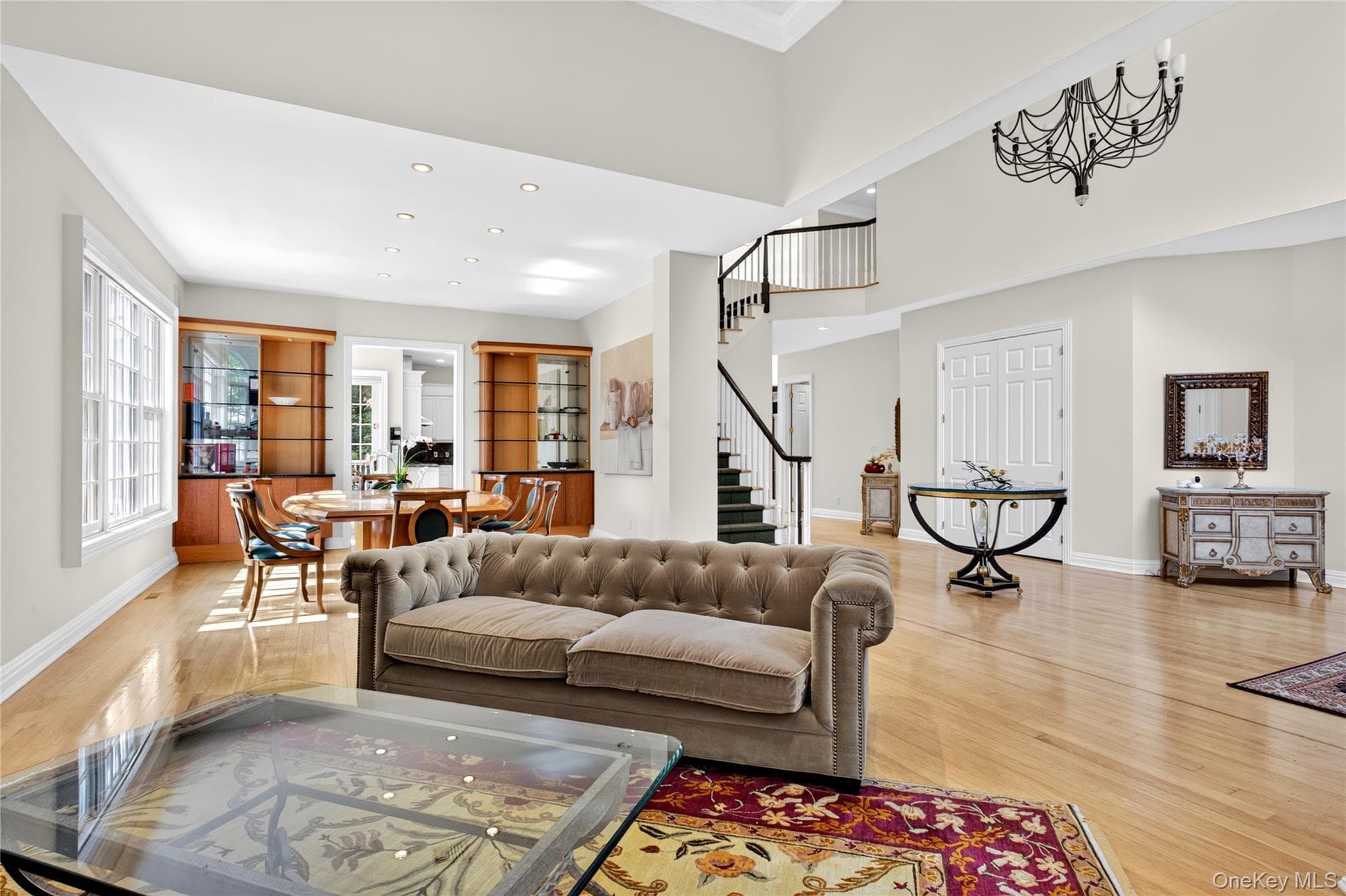 63 Charney Court thumbnail 5