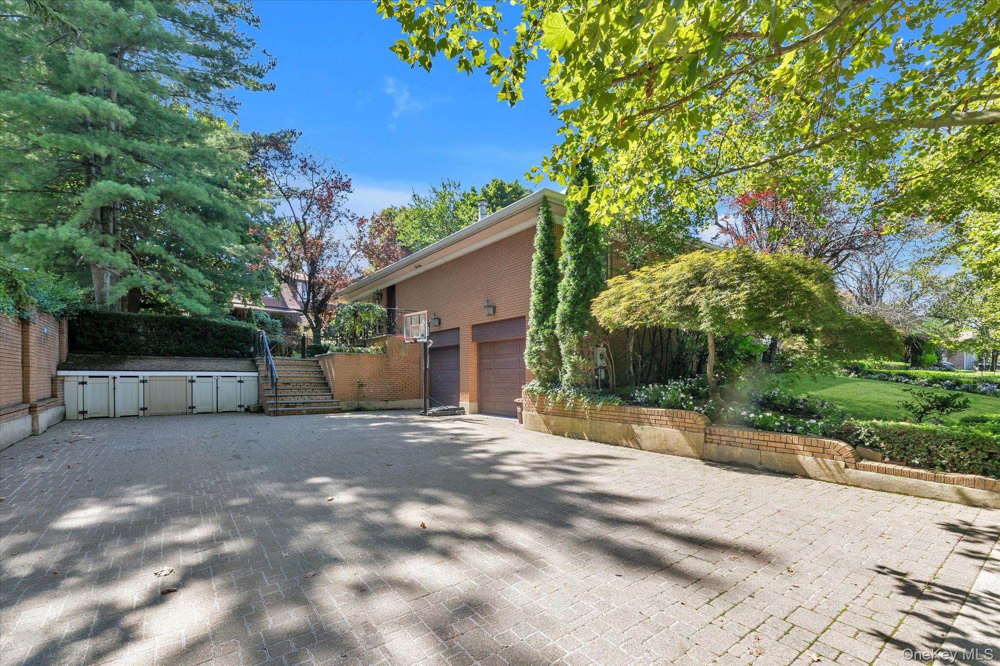 224 Beverly Road thumbnail 35