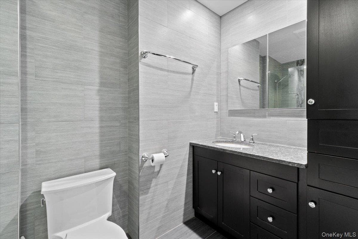 8507 Avon Street thumbnail 26