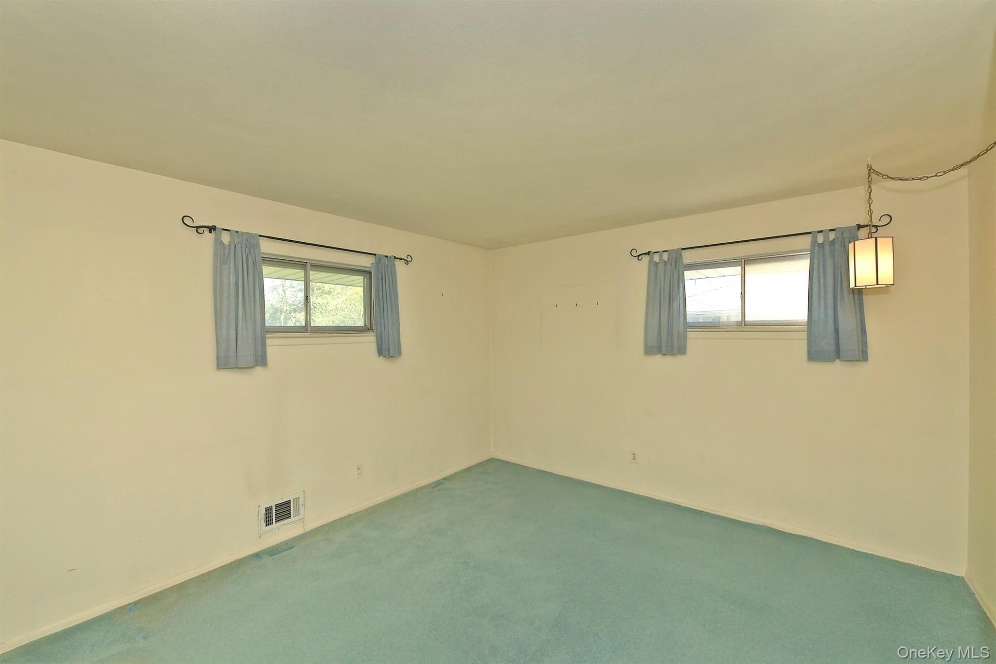 12 Marie Crescent thumbnail 12