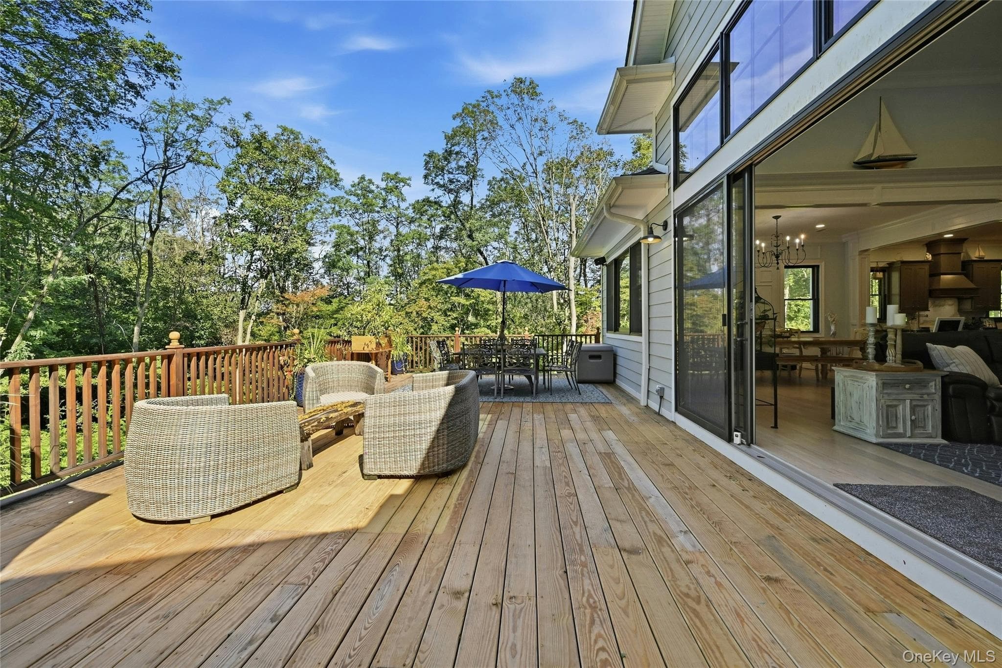 595 Moriches Road thumbnail 31