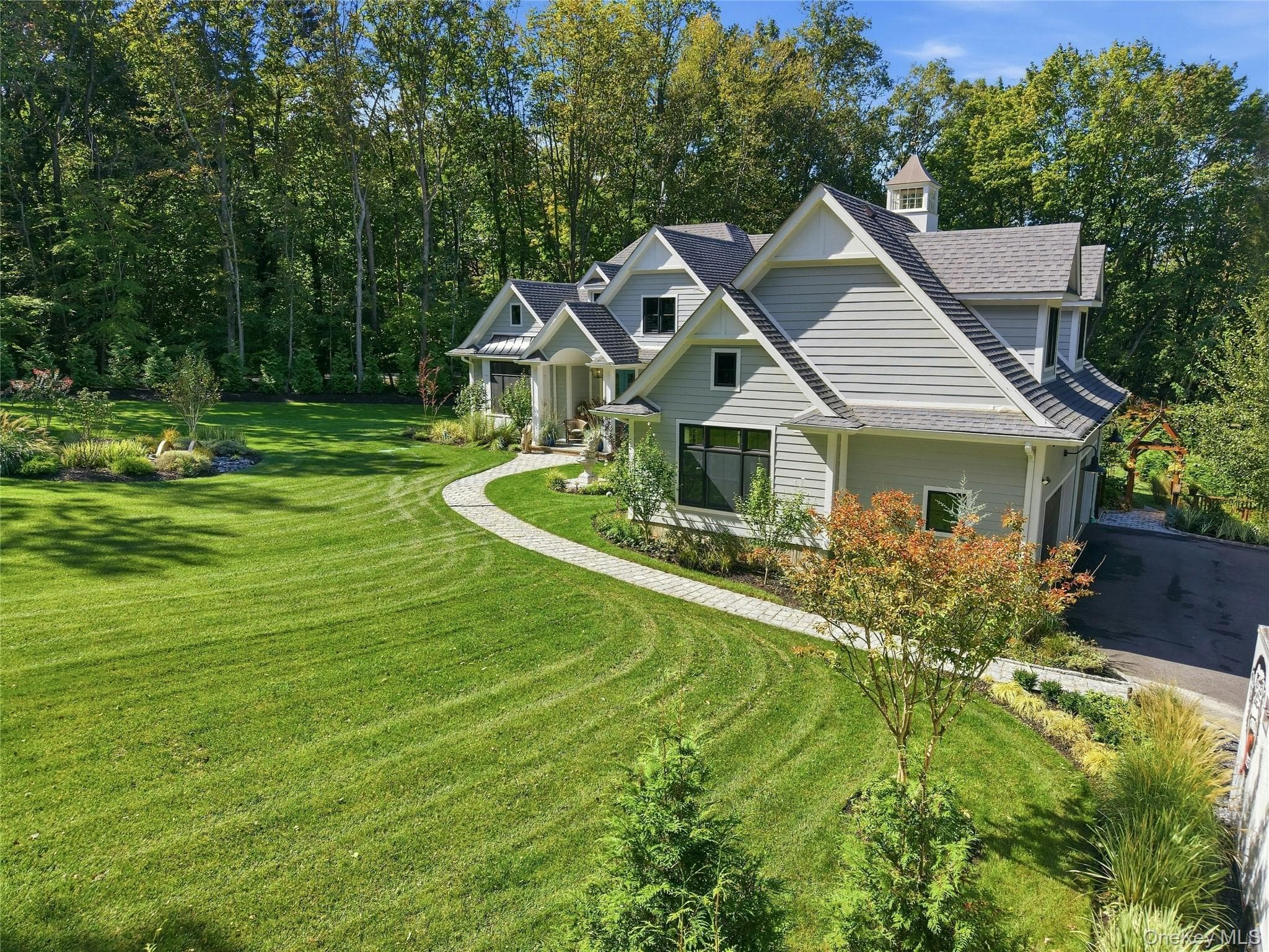 595 Moriches Road thumbnail 45