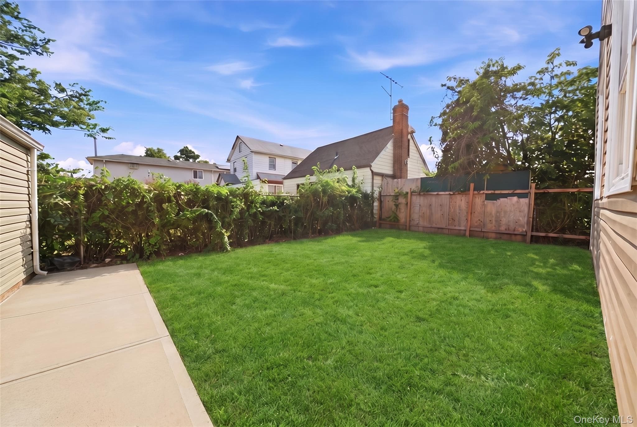 241-33 143rd Avenue thumbnail 4