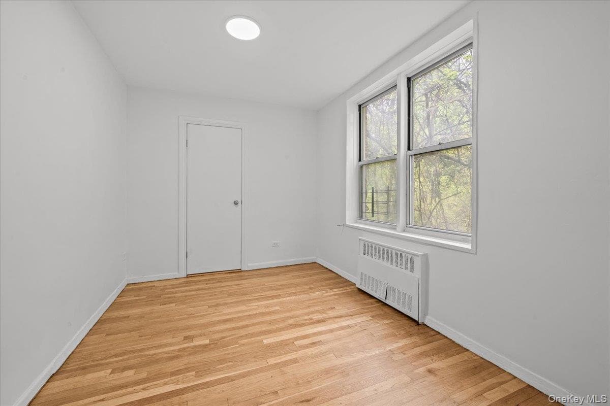 5425 Valles Avenue Unit: 2M thumbnail 12