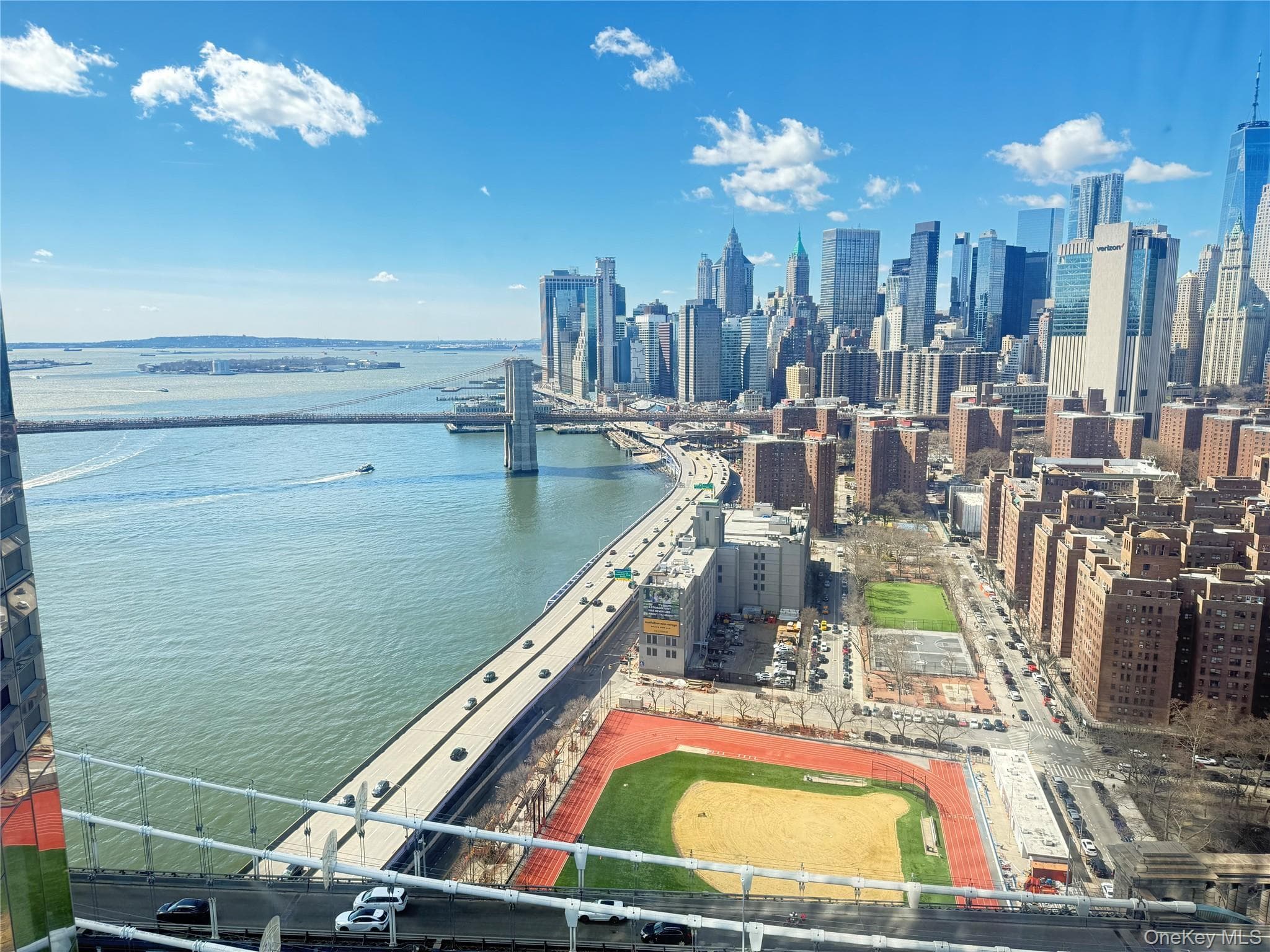 252 South Street Unit: 33N, New York (manhattan)