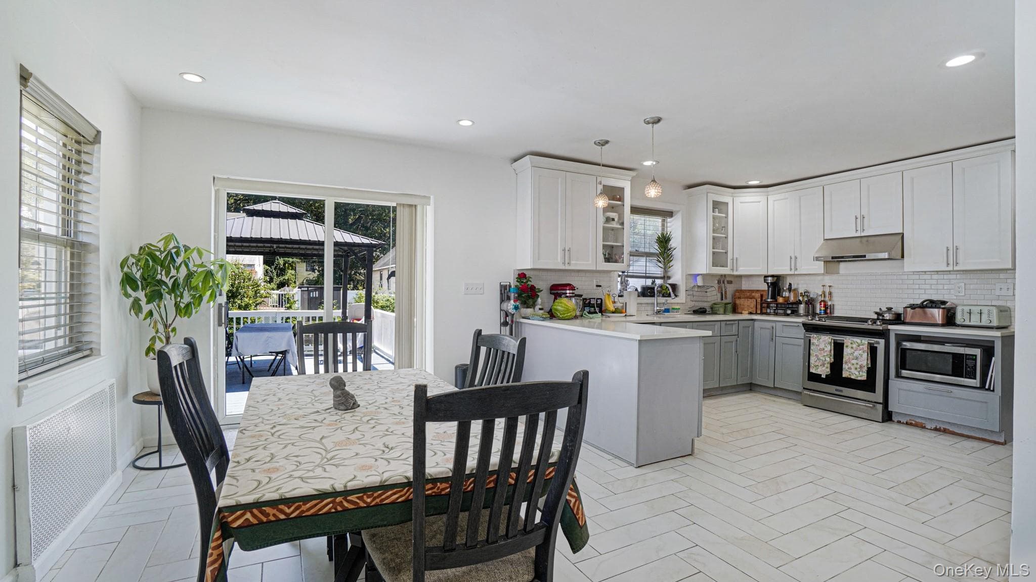 143 S Montgomery Street thumbnail 10