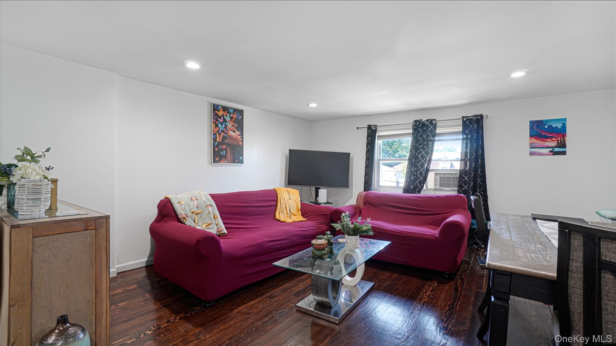 143 S Montgomery Street thumbnail 21