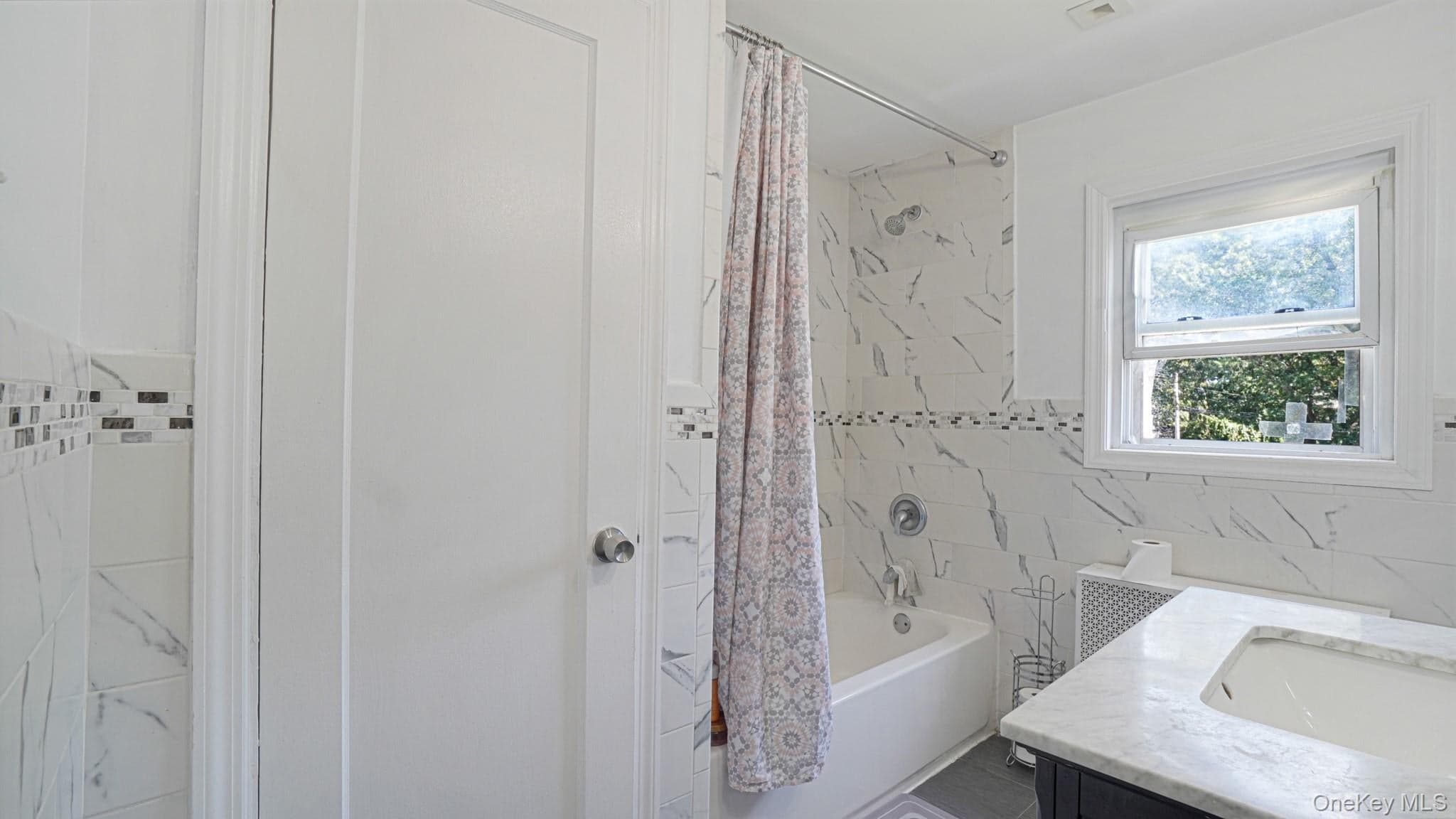 143 S Montgomery Street thumbnail 26