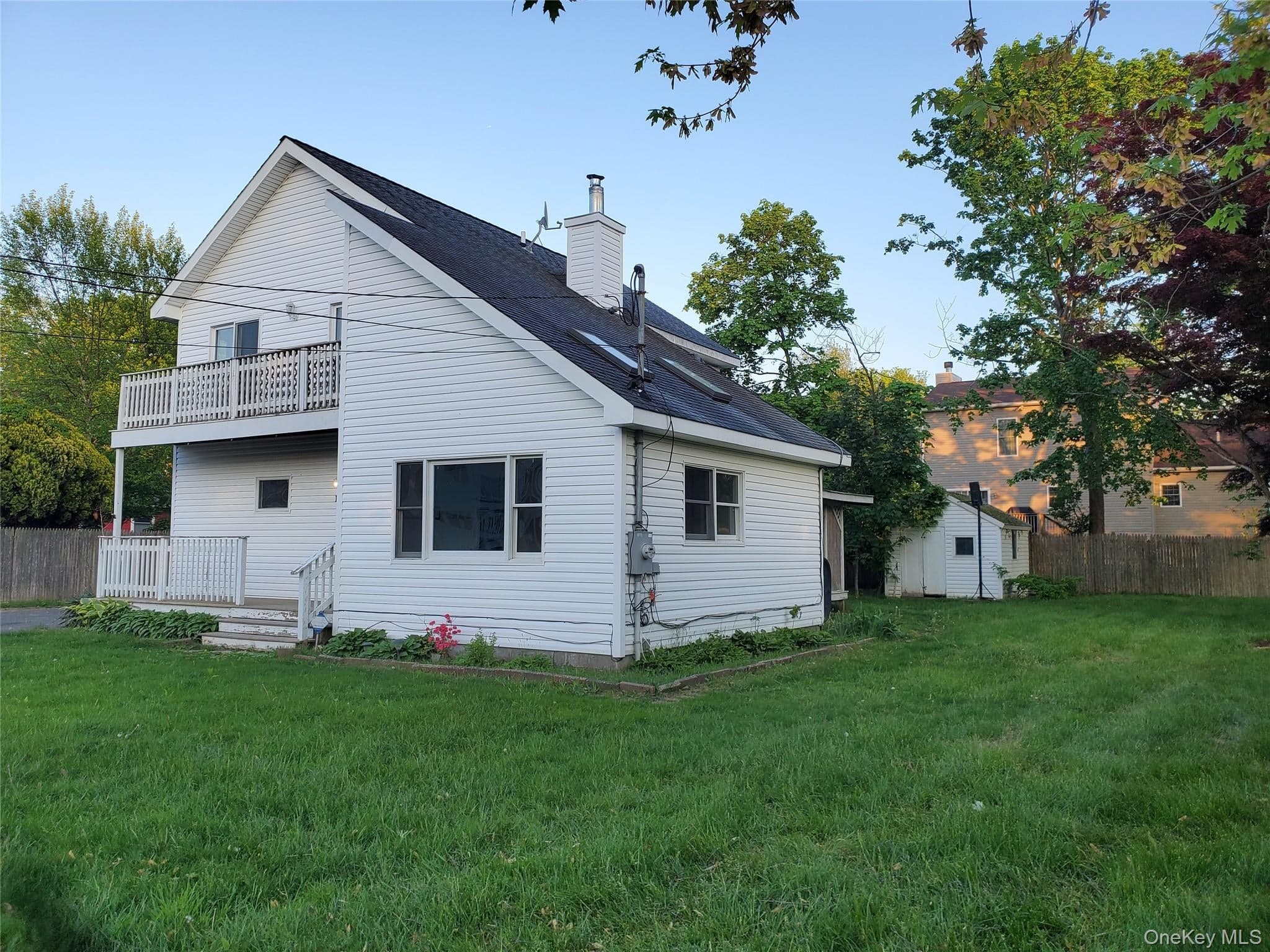 12 W Narcissus Road, Mastic Beach
