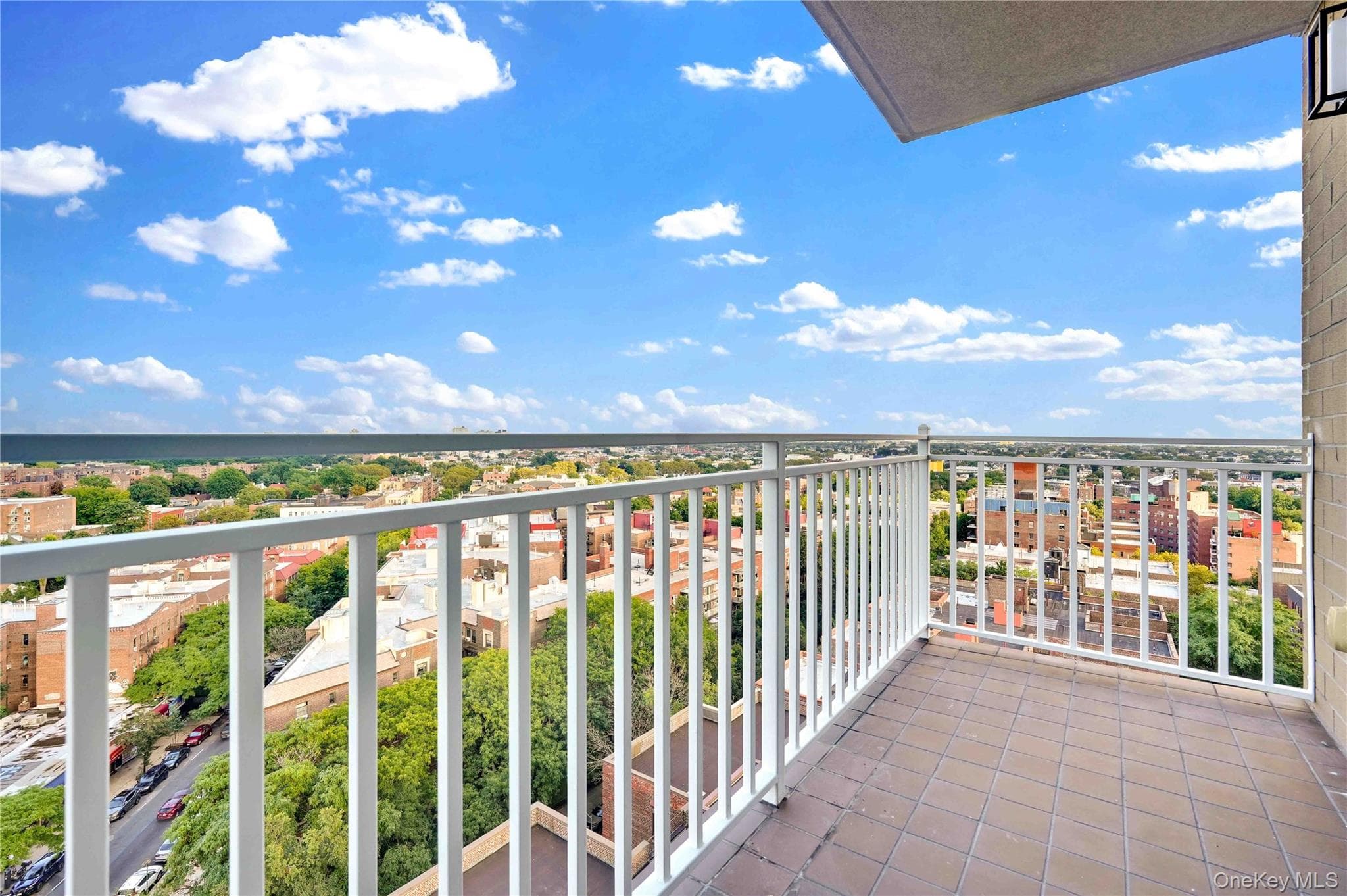 11624 Grosvenor Lane Unit: 15B thumbnail 14