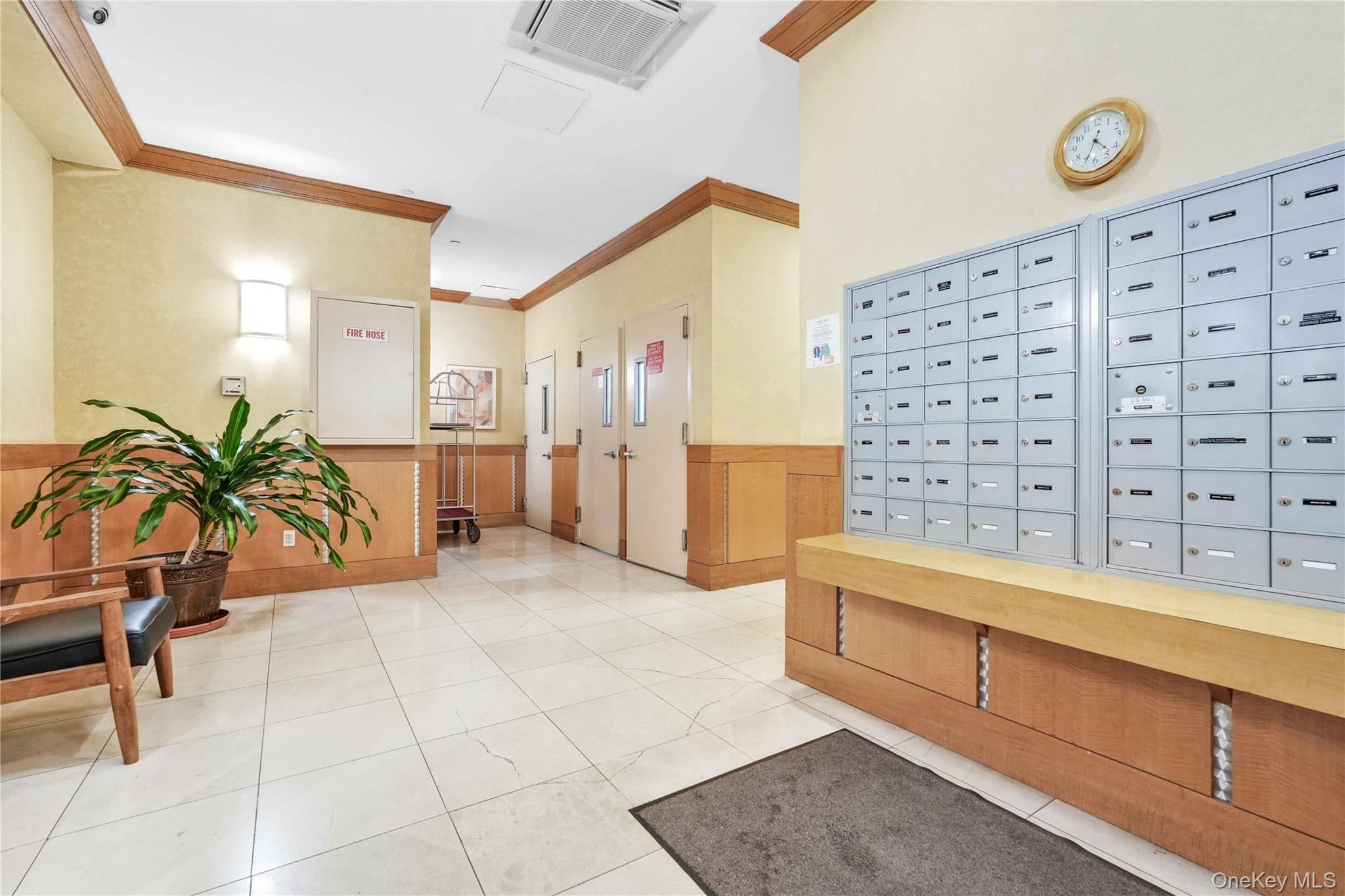 11624 Grosvenor Lane Unit: 15B thumbnail 28