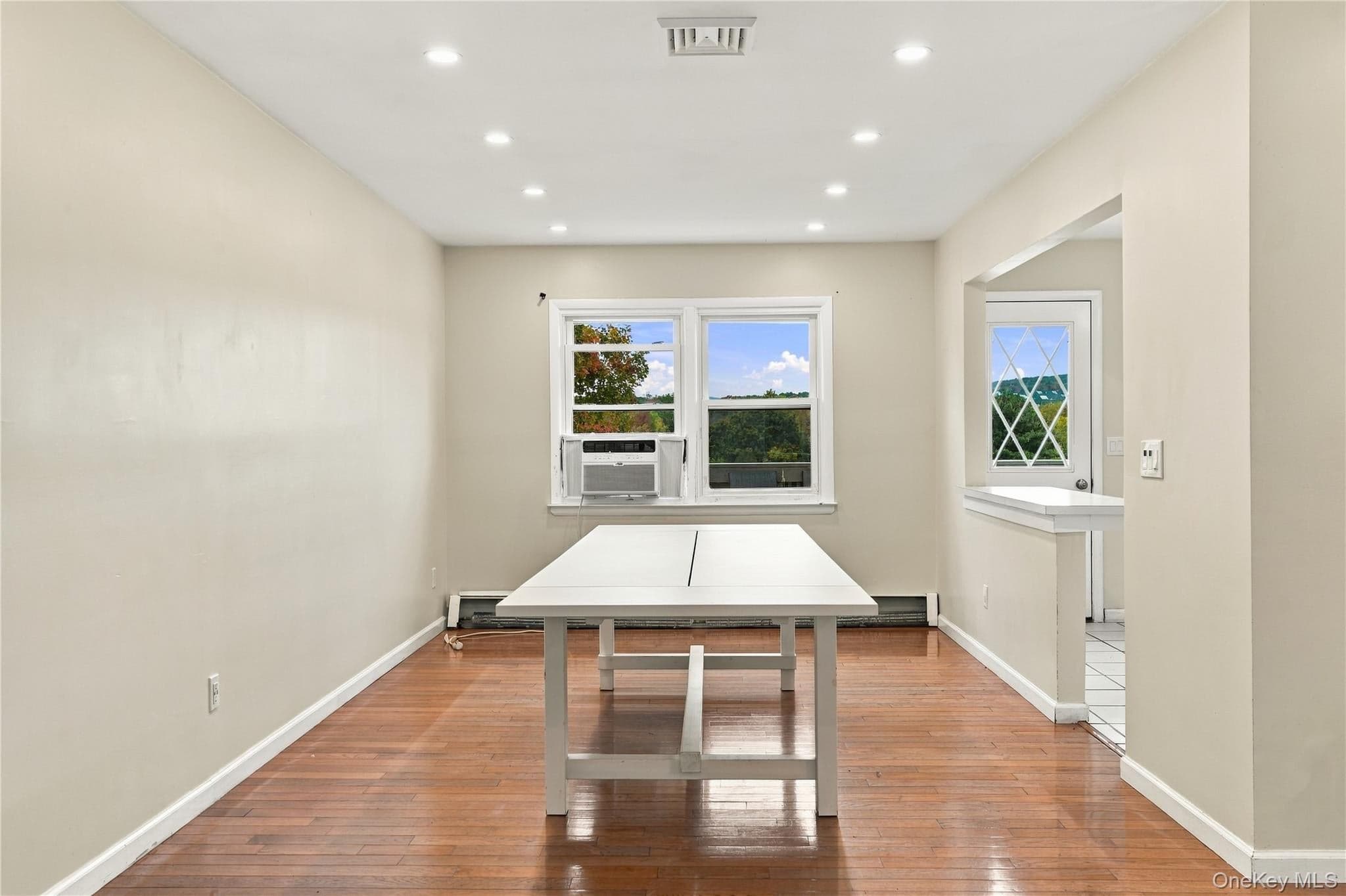 8 Sutherland Drive thumbnail 9