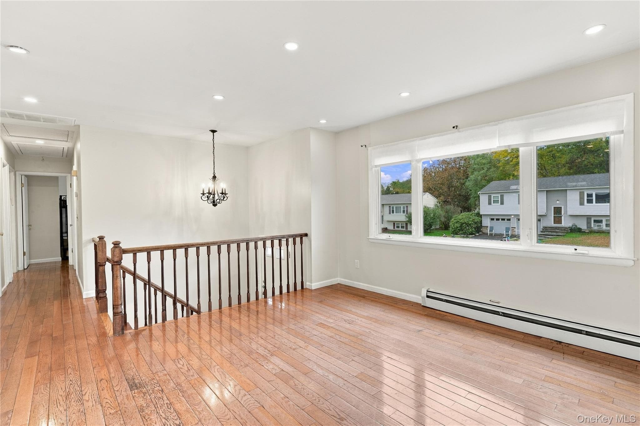 8 Sutherland Drive thumbnail 12