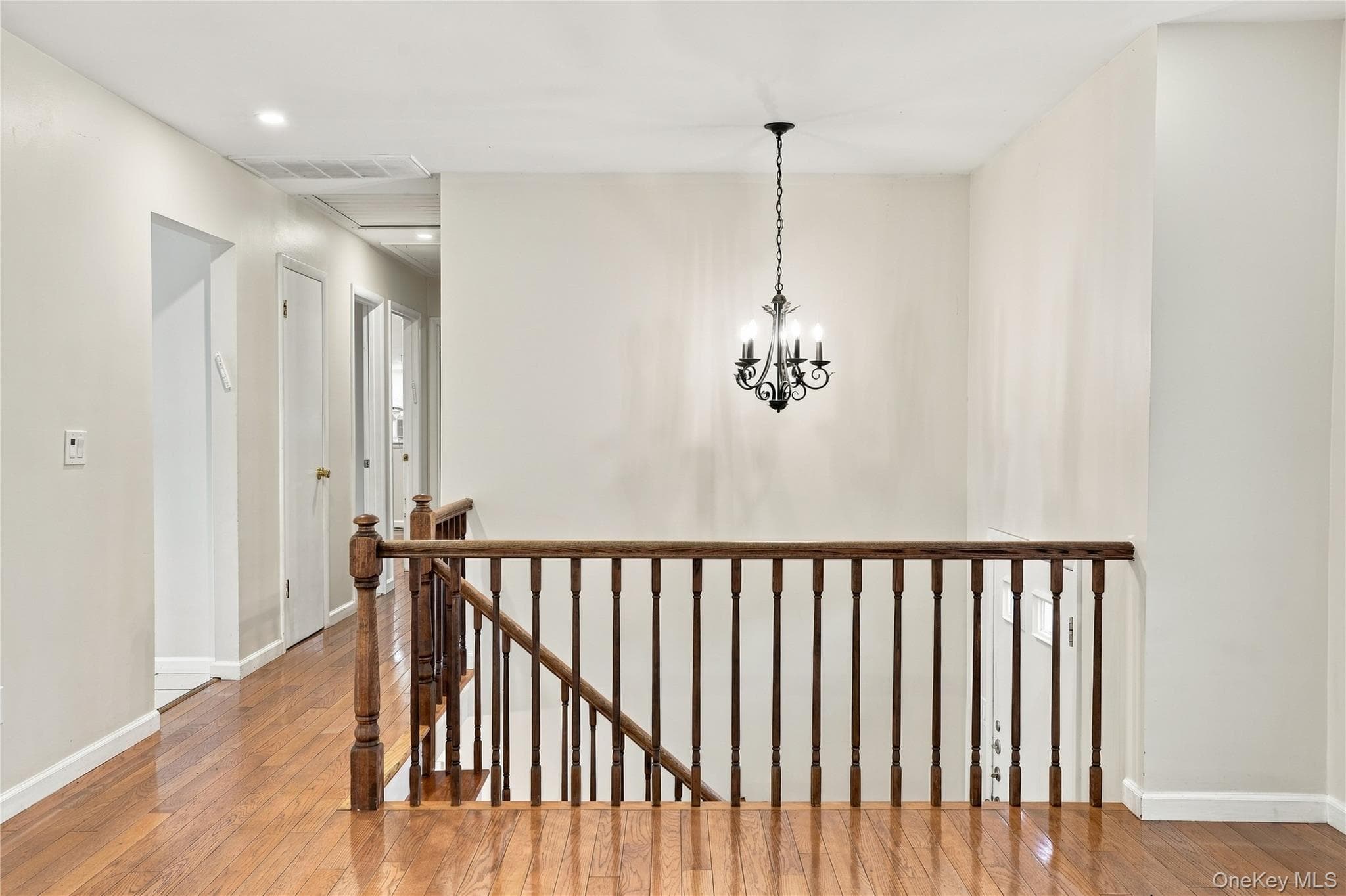 8 Sutherland Drive thumbnail 10