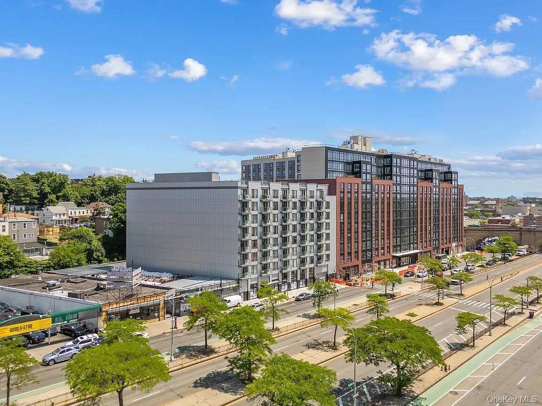 7065 Queens Boulevard Unit: 6A thumbnail 16