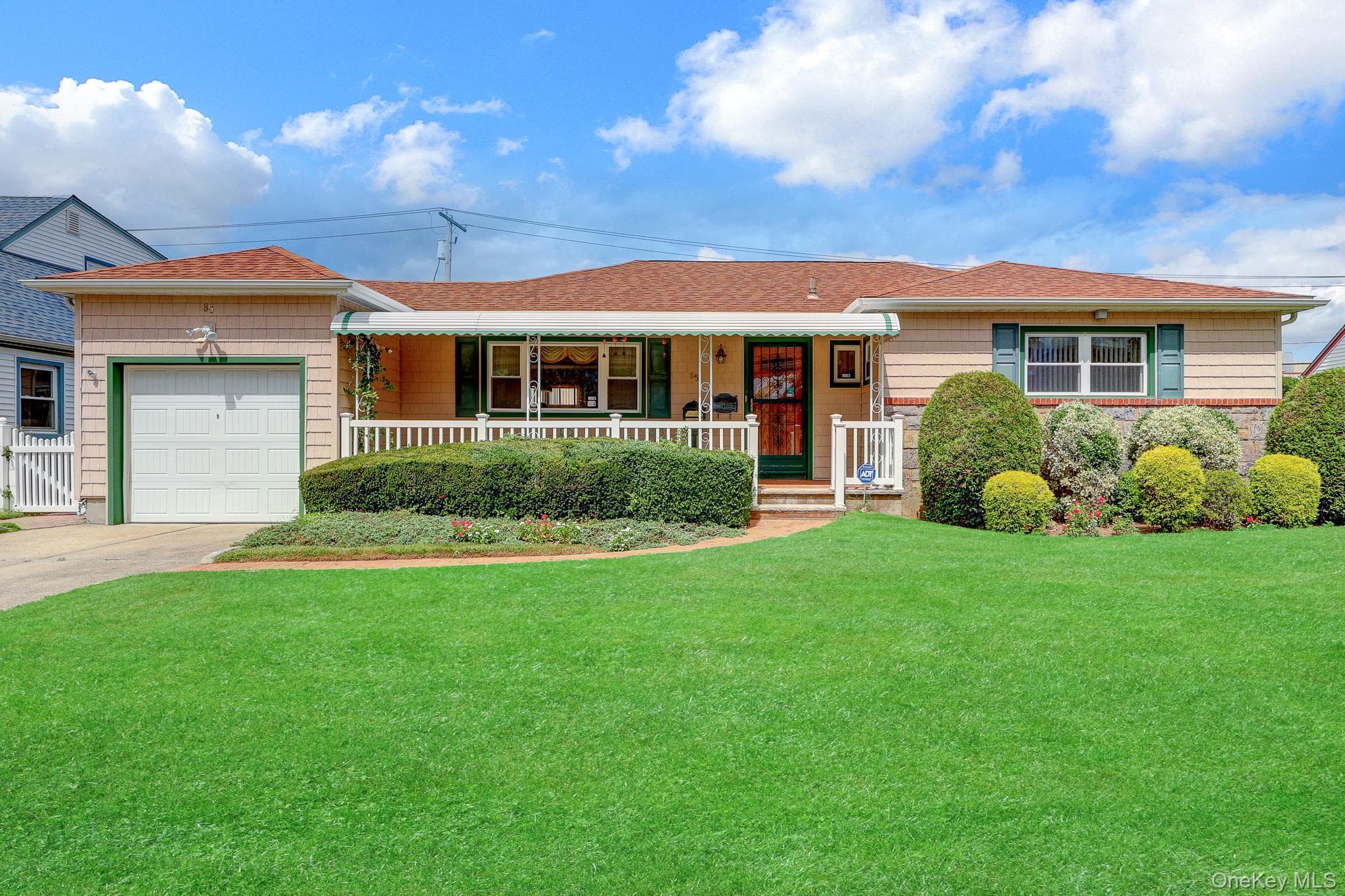 85 Joseph Street, New Hyde Park