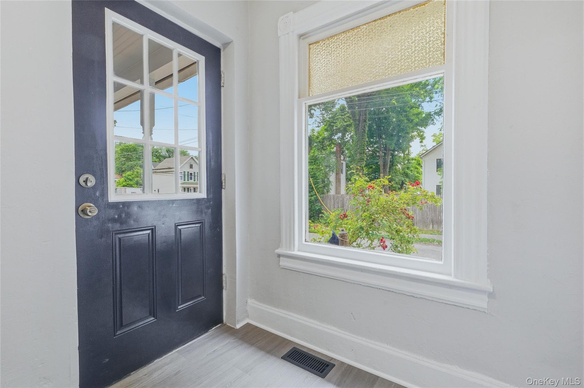 70 Van Deusen Street thumbnail 6