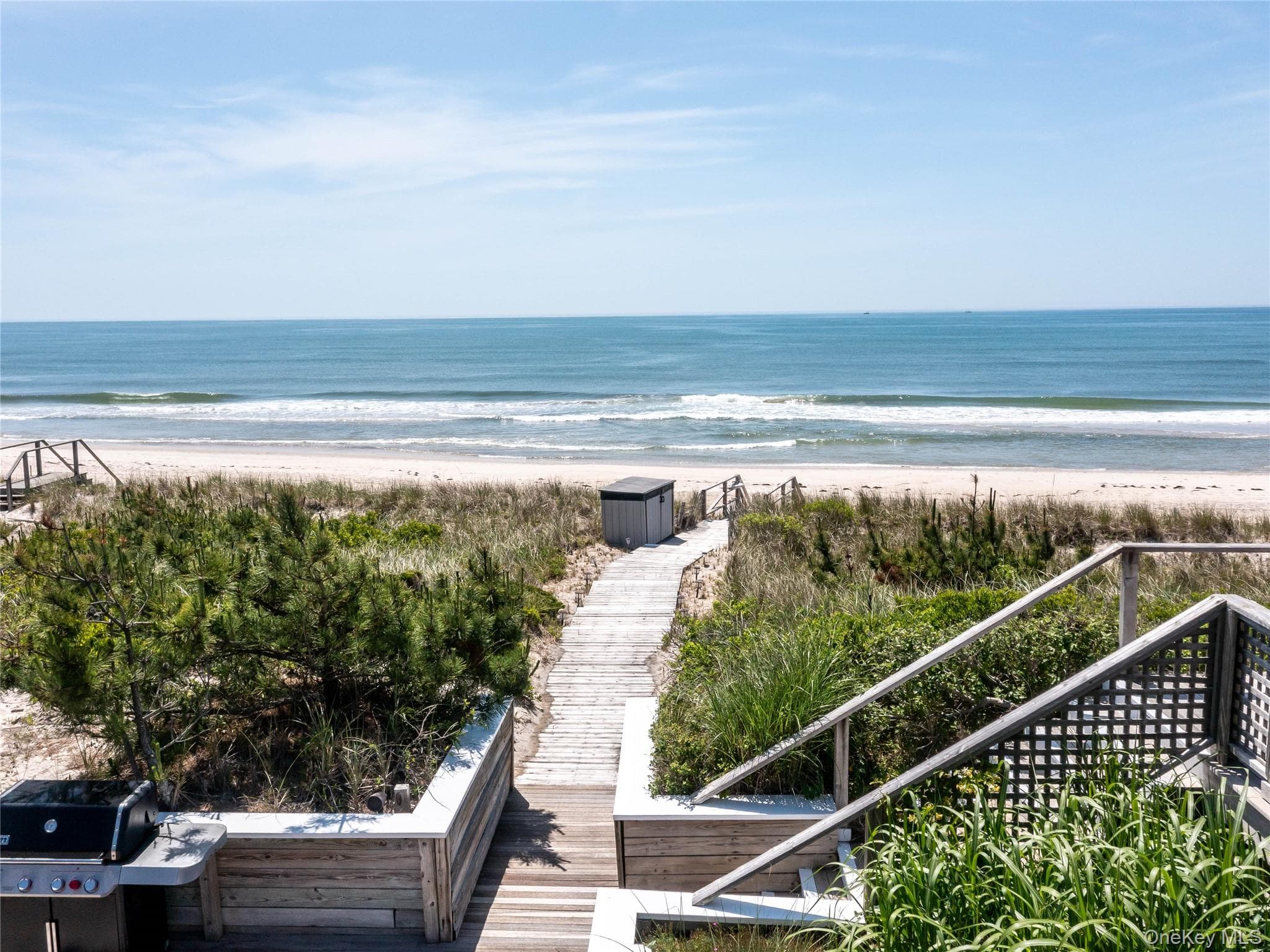 40 Dune Road thumbnail 31