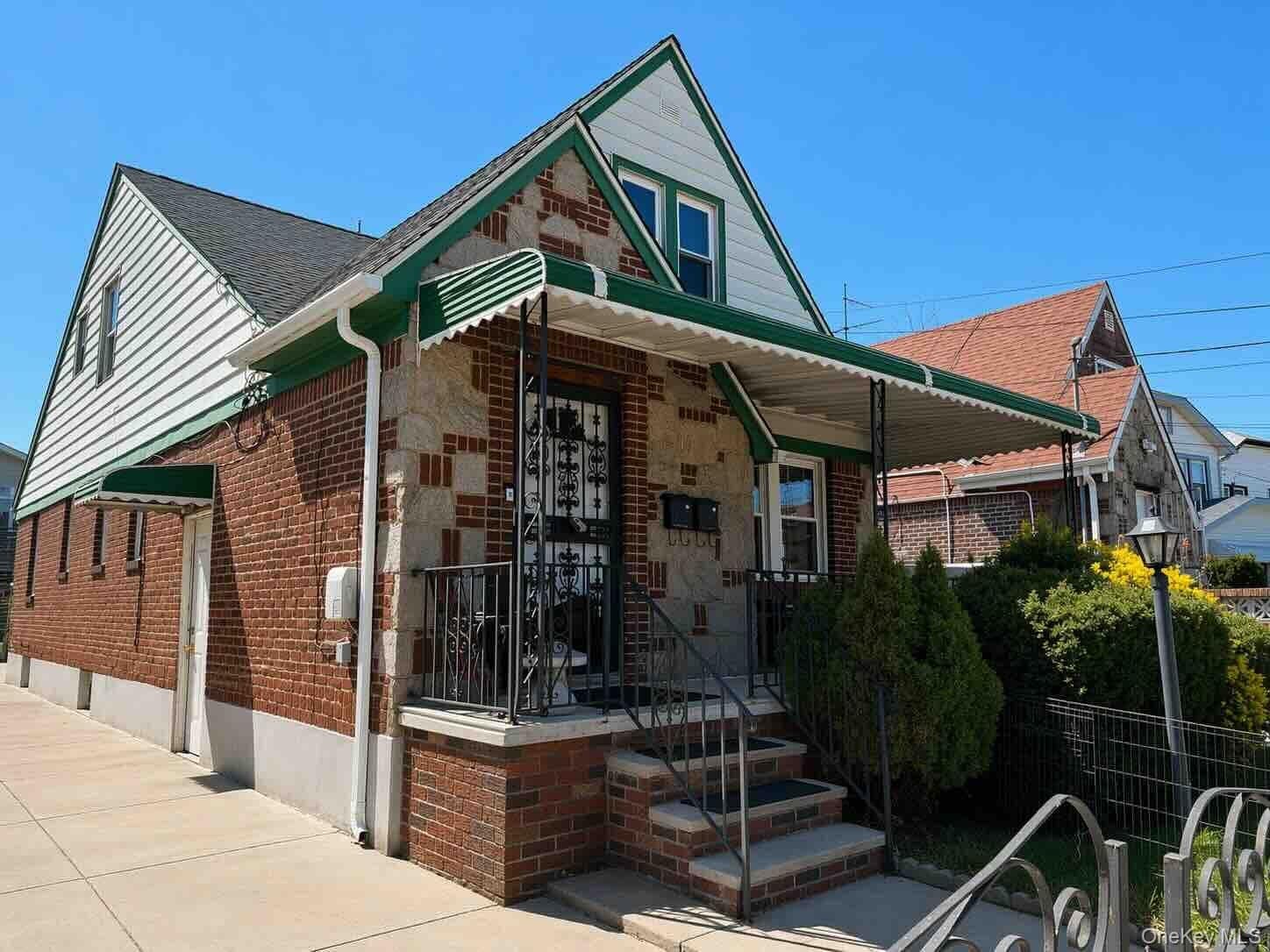 18216 141st Avenue, Springfield Gardens