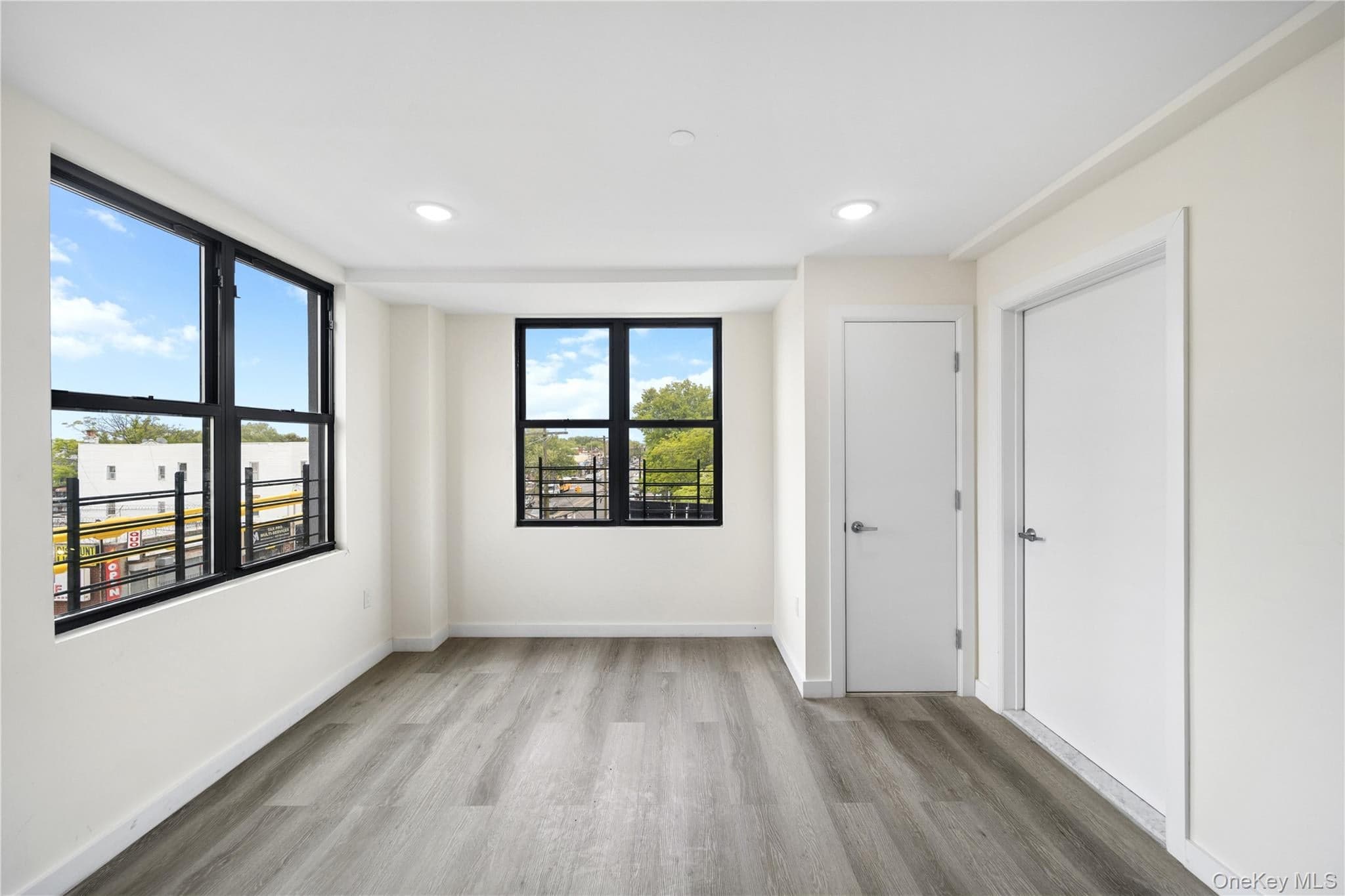 8623 Flatlands Avenue thumbnail 12