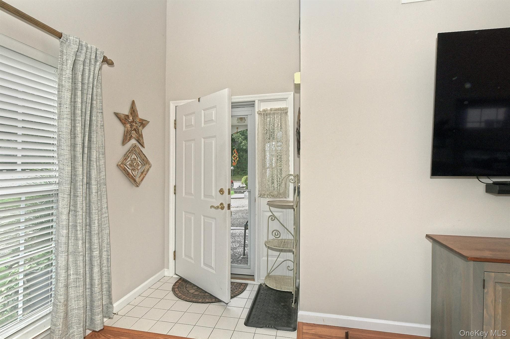 8 Lavern Drive thumbnail 6