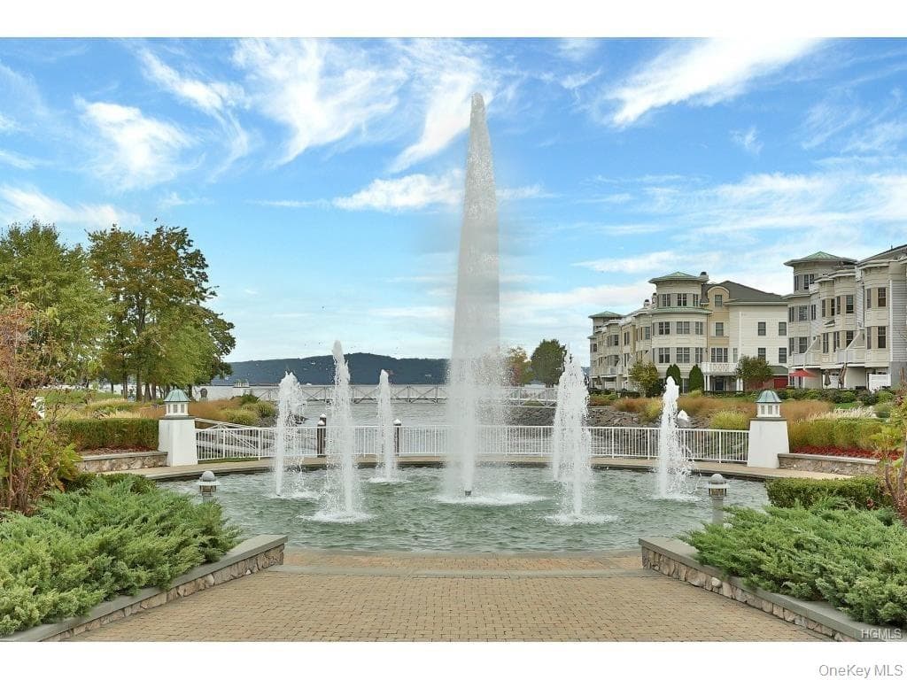 3 Harbor Pointe Drive thumbnail 34