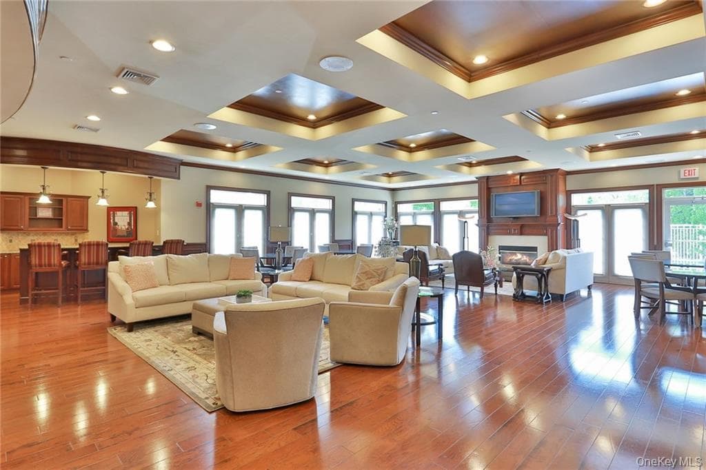 3 Harbor Pointe Drive thumbnail 37