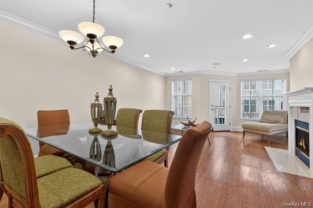 3 Harbor Pointe Drive thumbnail 10