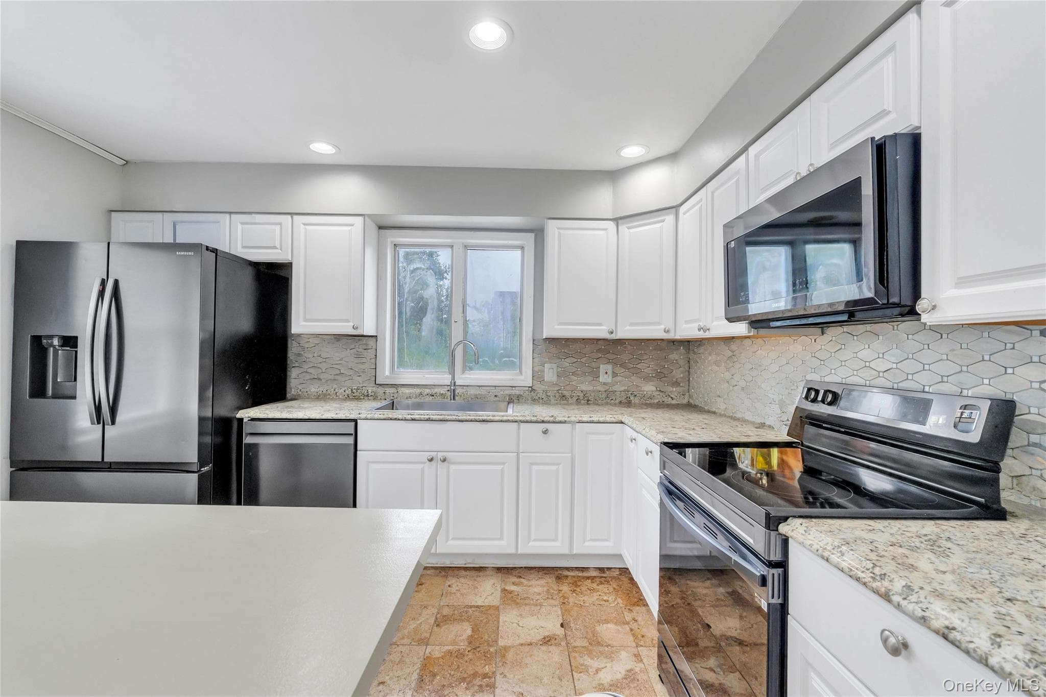 23 Hemlock Drive thumbnail 12