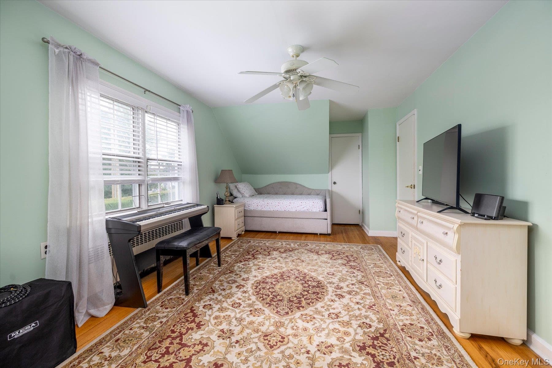 123 Centre Avenue thumbnail 21