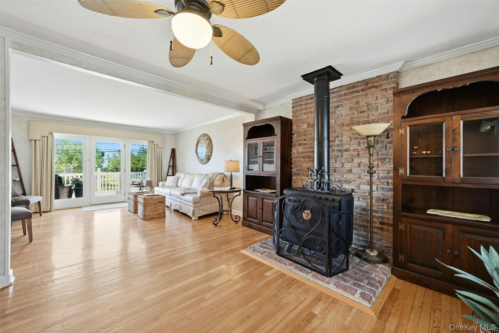 661 Shore Drive thumbnail 11