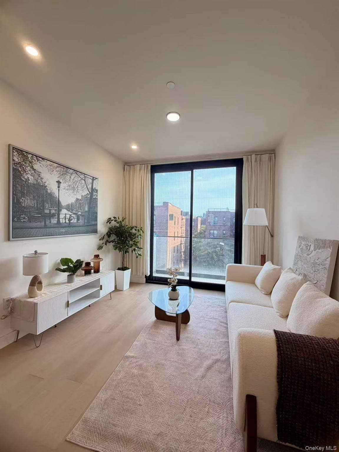 132-51 41st Road Unit: 4A thumbnail 3