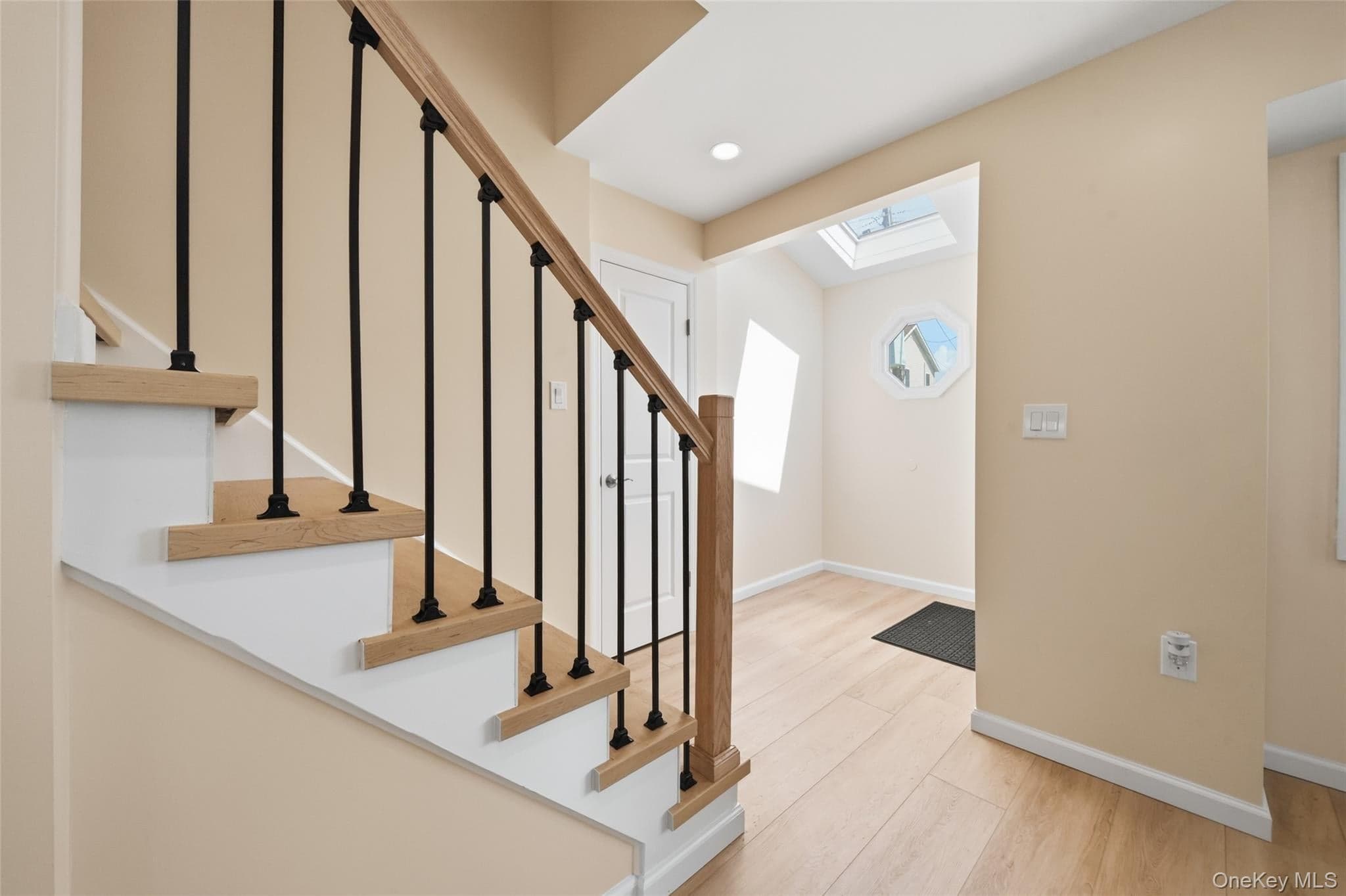 3746 Carrel Boulevard thumbnail 8