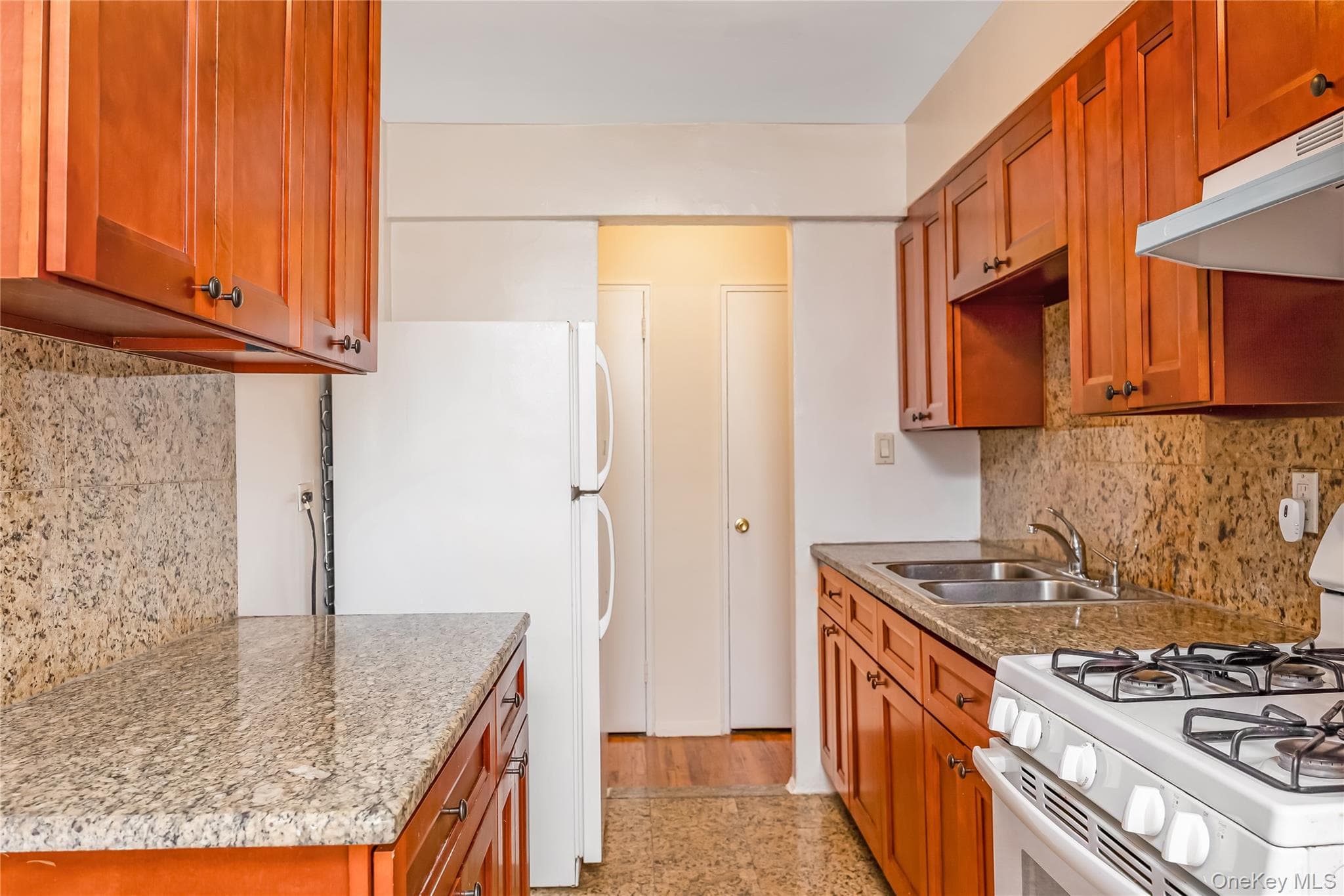 83-36 Beverly Road Unit: 6C thumbnail 8