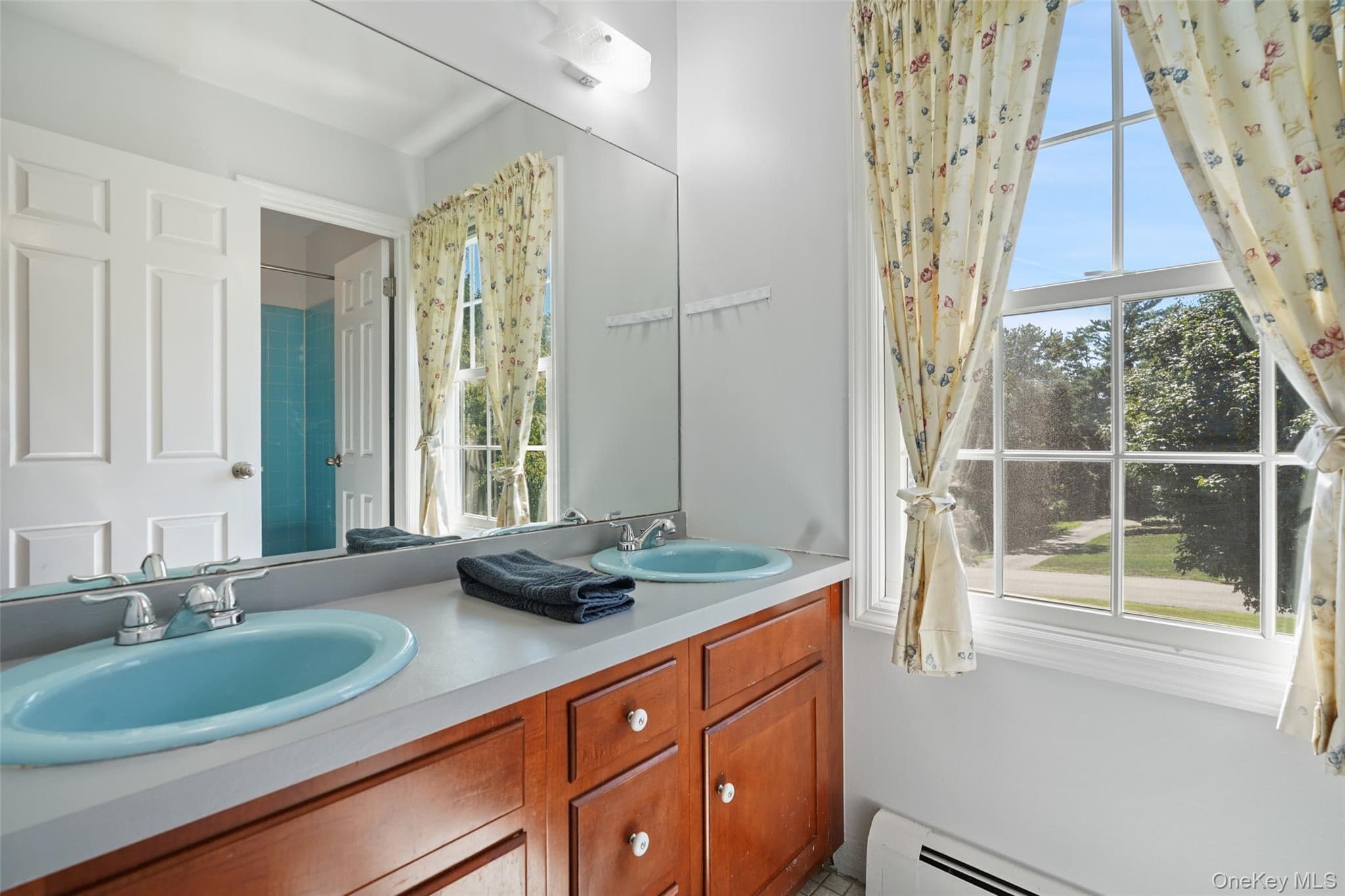 2 Pine Tree Drive thumbnail 36