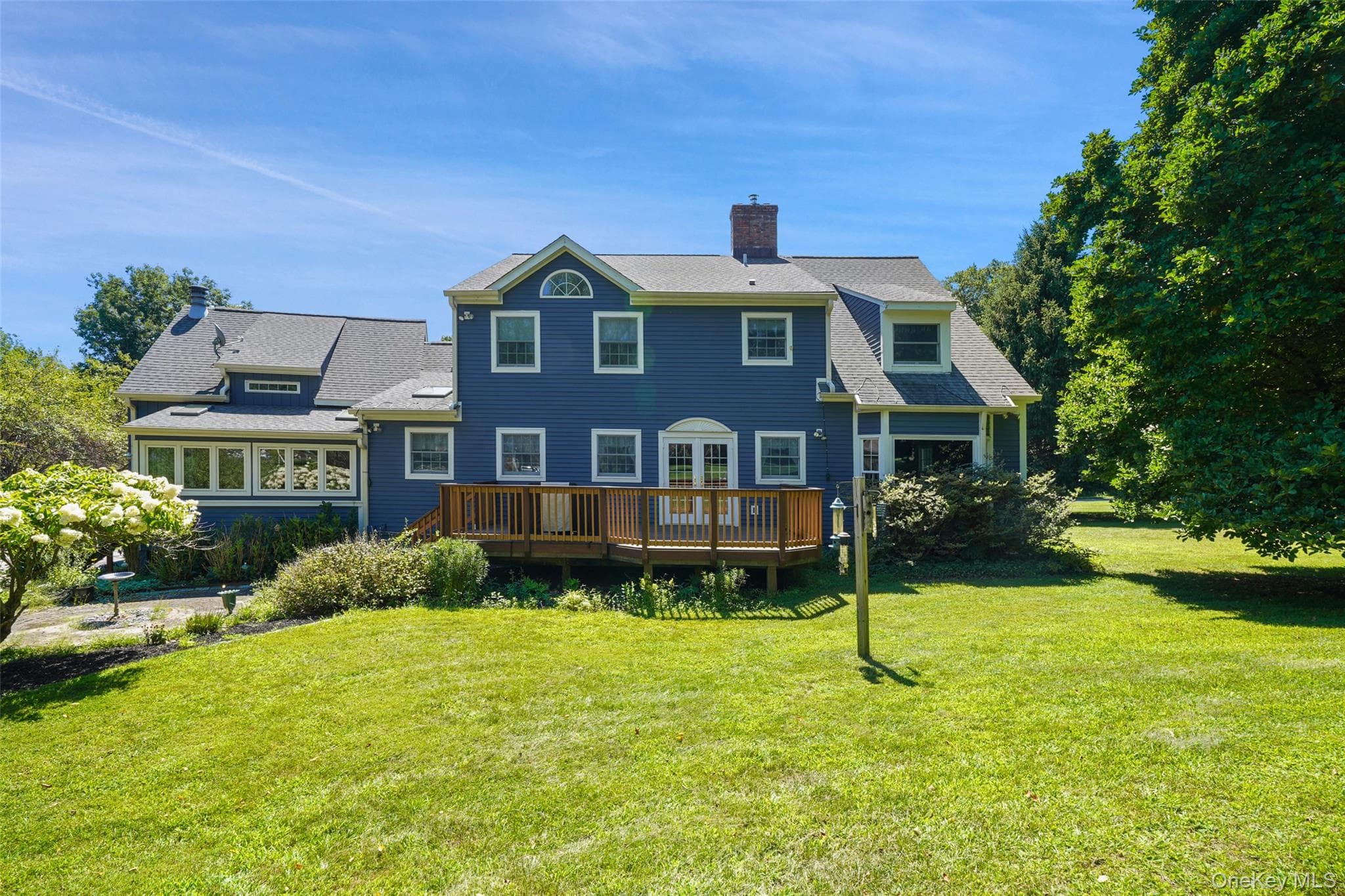 2 Pine Tree Drive thumbnail 43