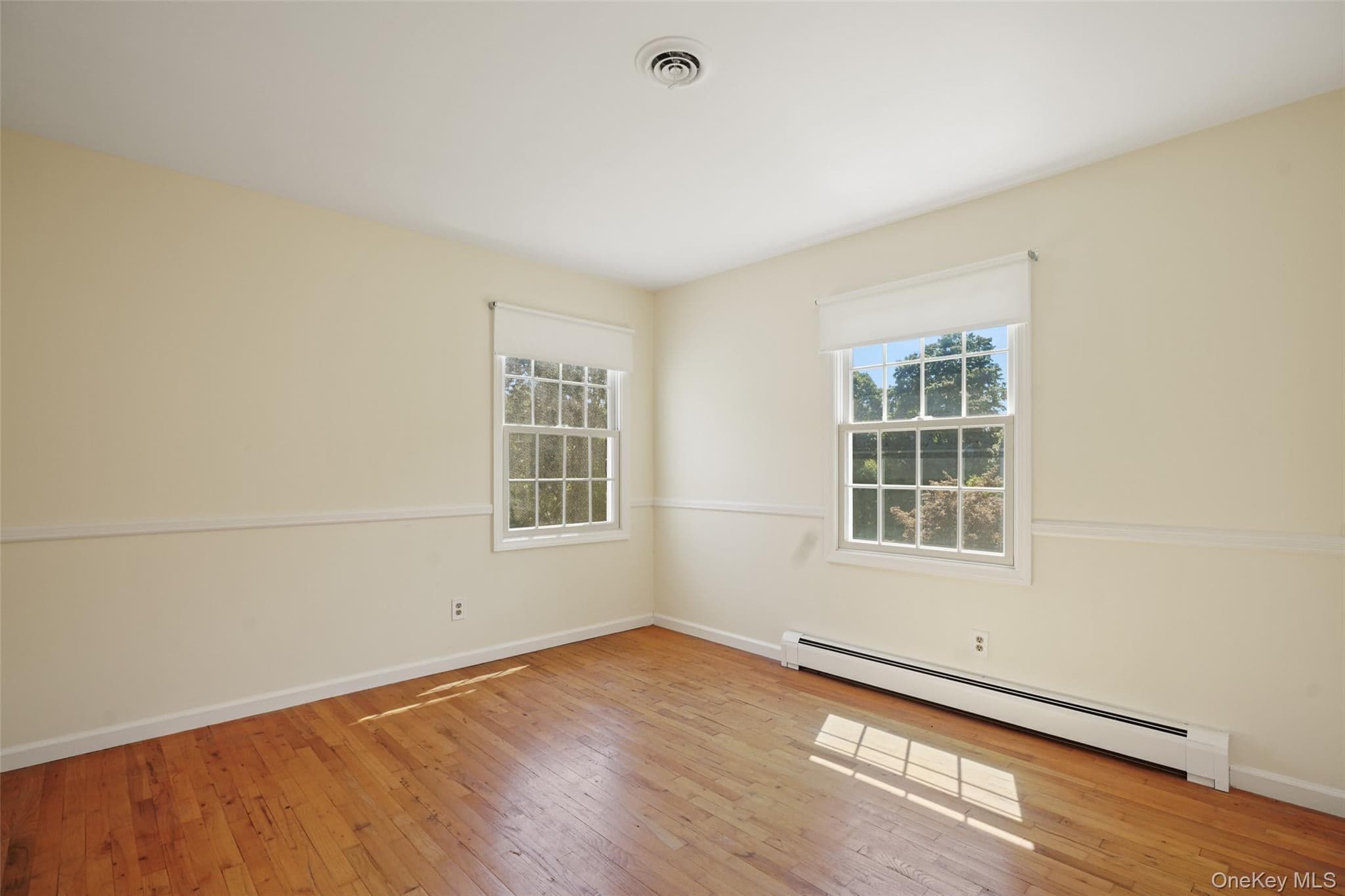 2 Pine Tree Drive thumbnail 32