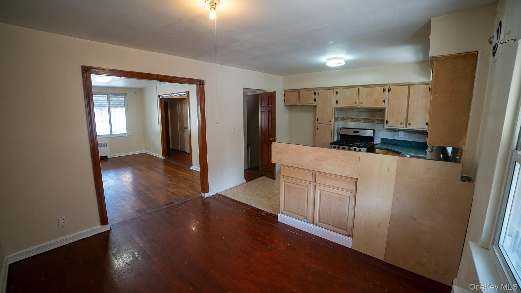 3830 Barnes Avenue thumbnail 10