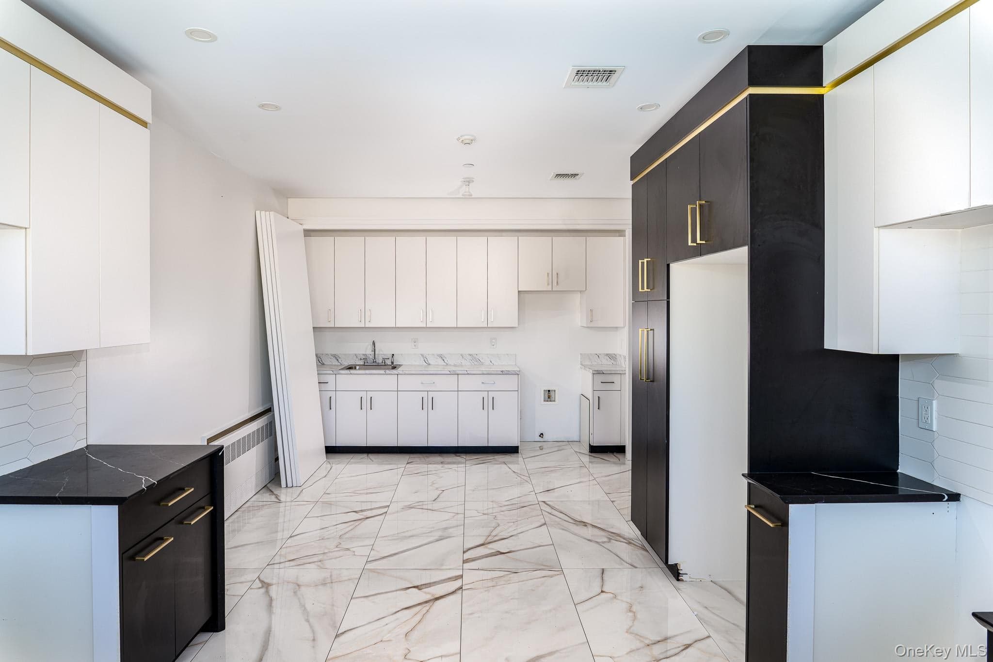18 Twin Avenue Unit: 304 thumbnail 11