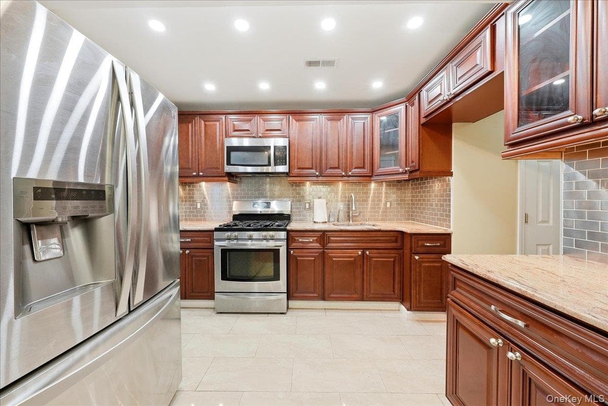 2927 Grand Avenue Unit: 16 thumbnail 10