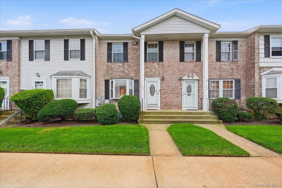 2927 Grand Avenue Unit: 16, Baldwin