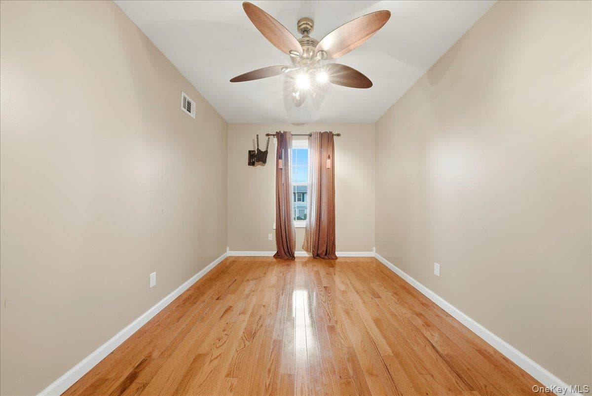 2927 Grand Avenue Unit: 16 thumbnail 21
