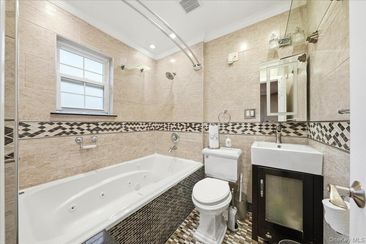 2927 Grand Avenue Unit: 16 thumbnail 18