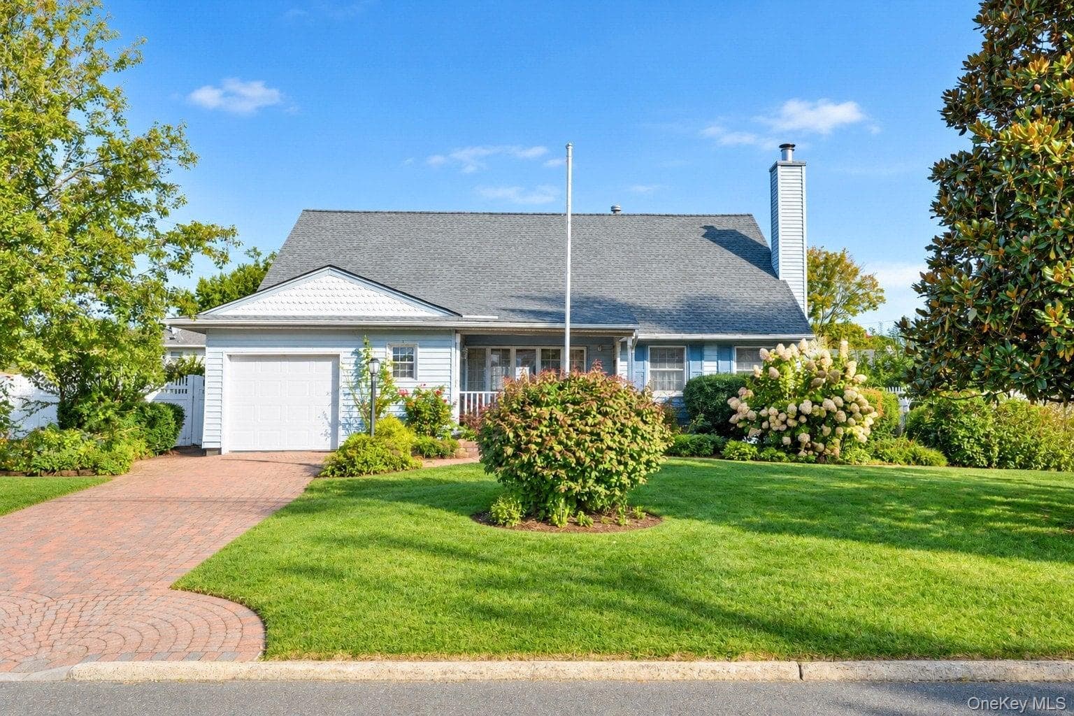 35 Jackson Avenue, Centereach