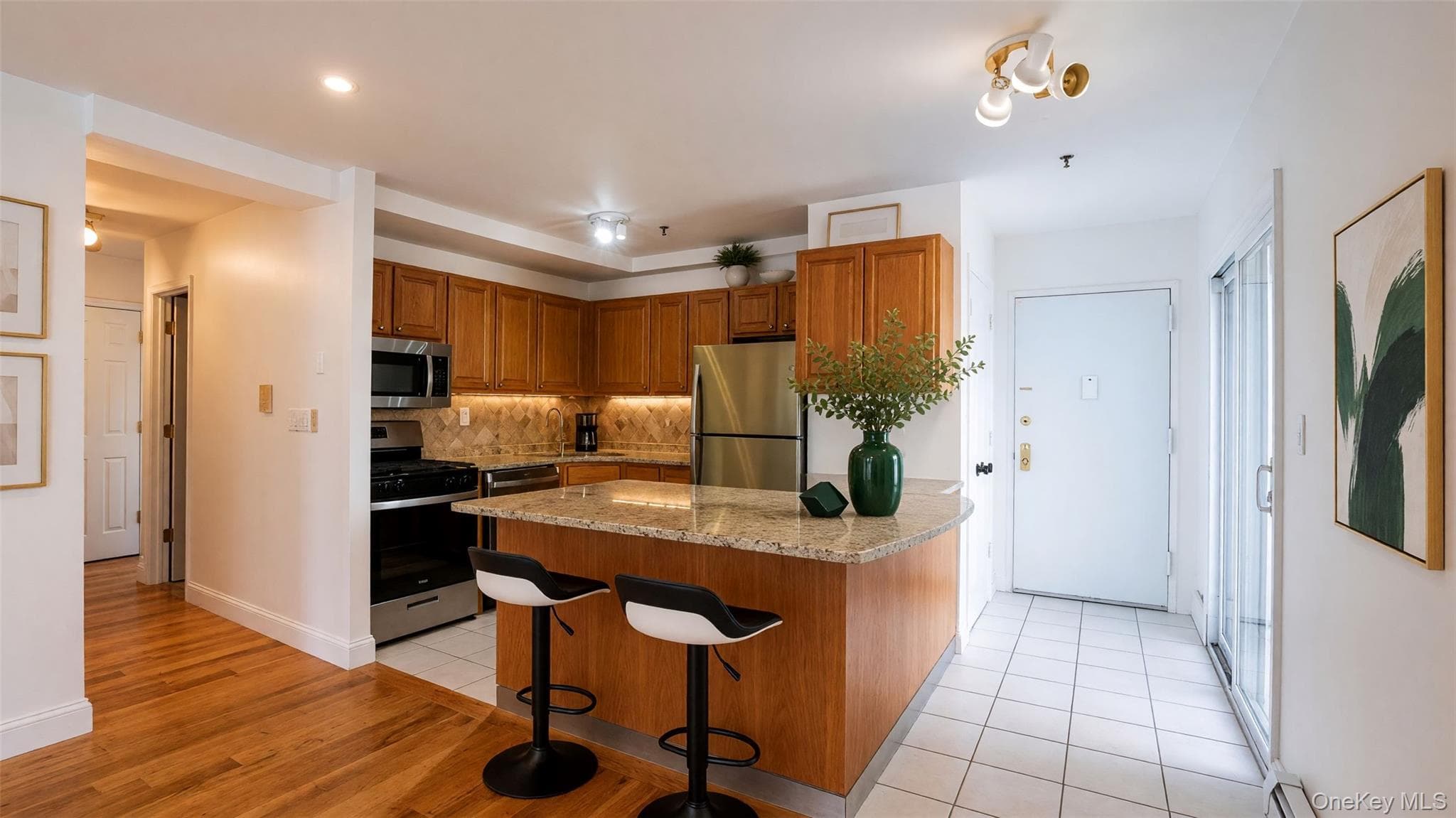 24 Pennyfield Avenue Unit: 2C thumbnail 5