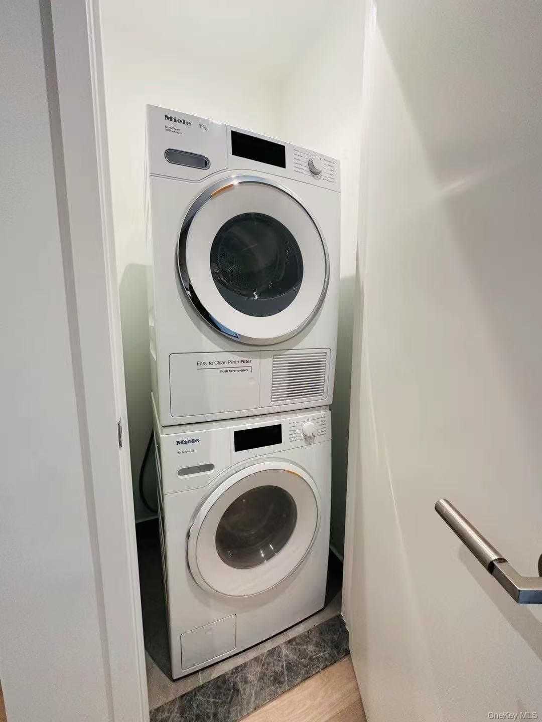 208 Delancey Street Unit: 10E thumbnail 7
