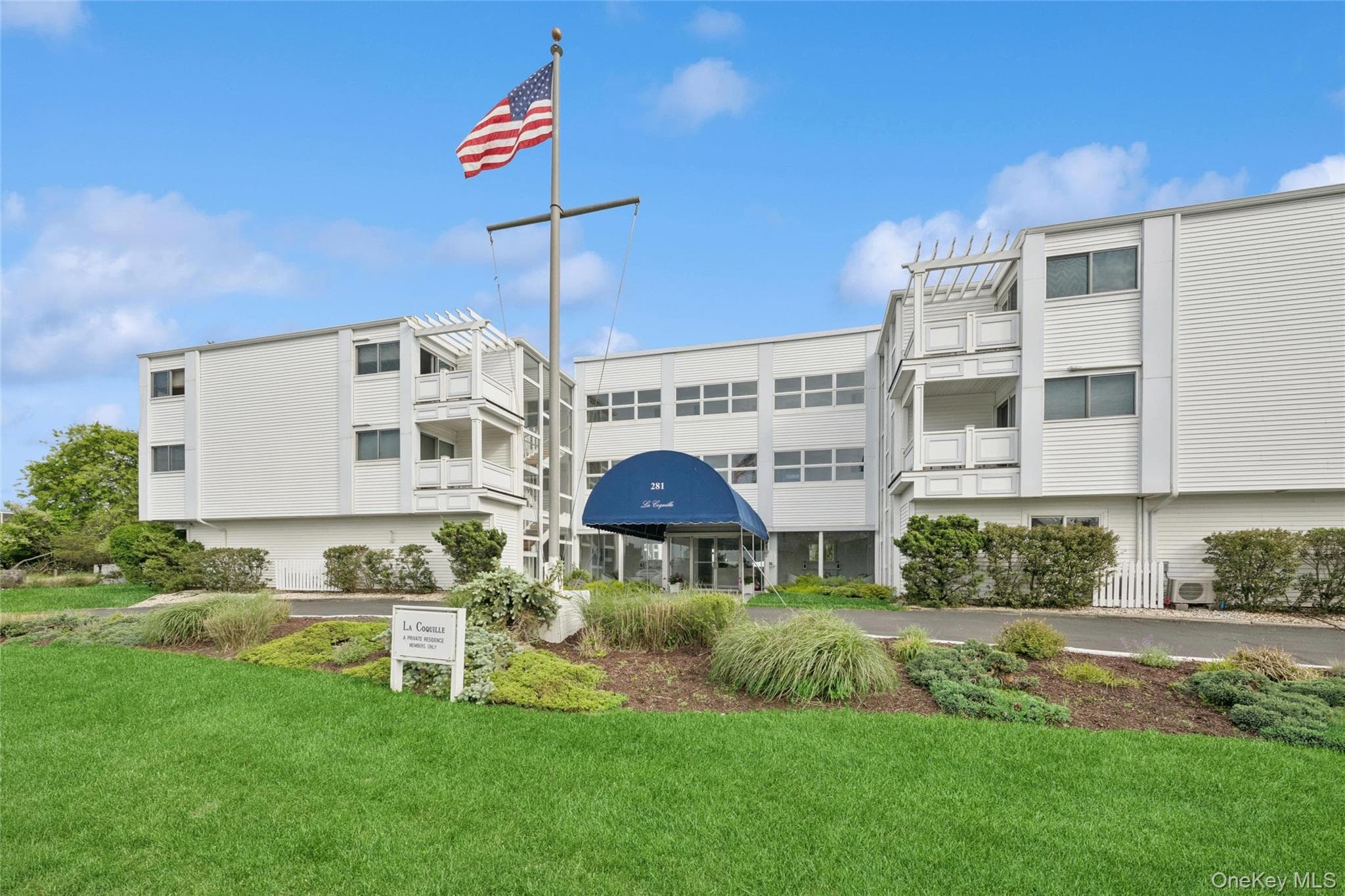 281 Dune Road Unit: 17B thumbnail 21